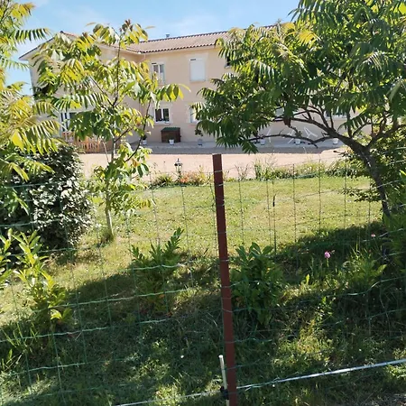 Апартаменты Le Clos De