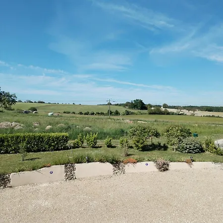 Le Clos De Апартаменты