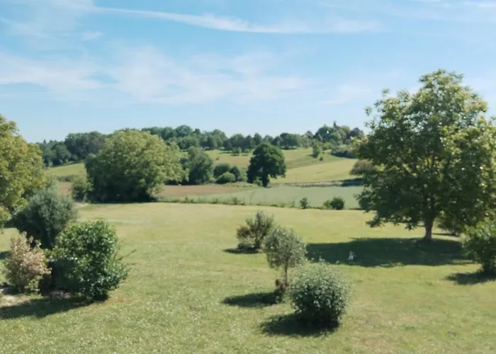 Le Clos De * Bourdeilles